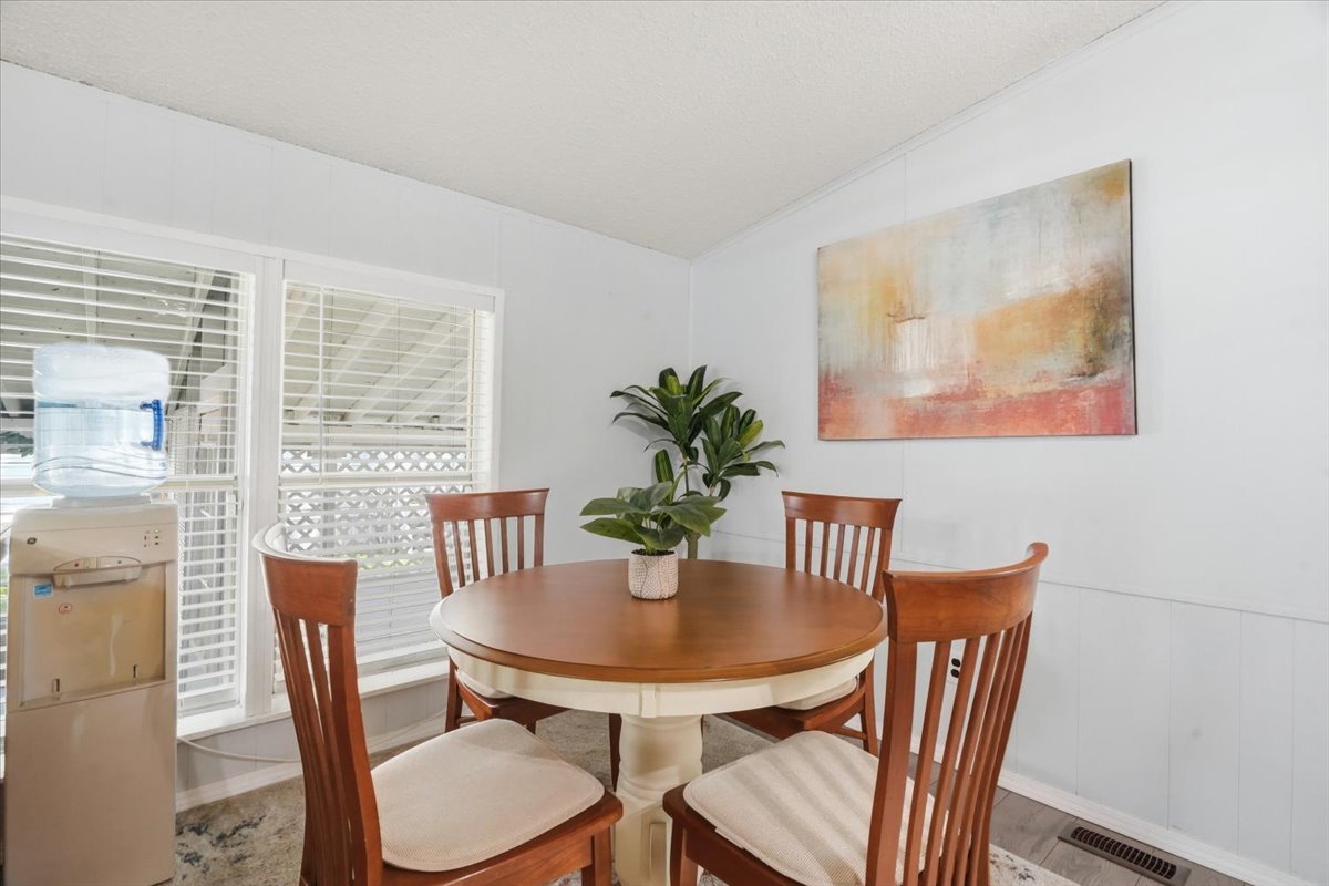 38703 North Sheridan Road, Unit 137 Beach Park, IL 60099 - Photo 8 of 18