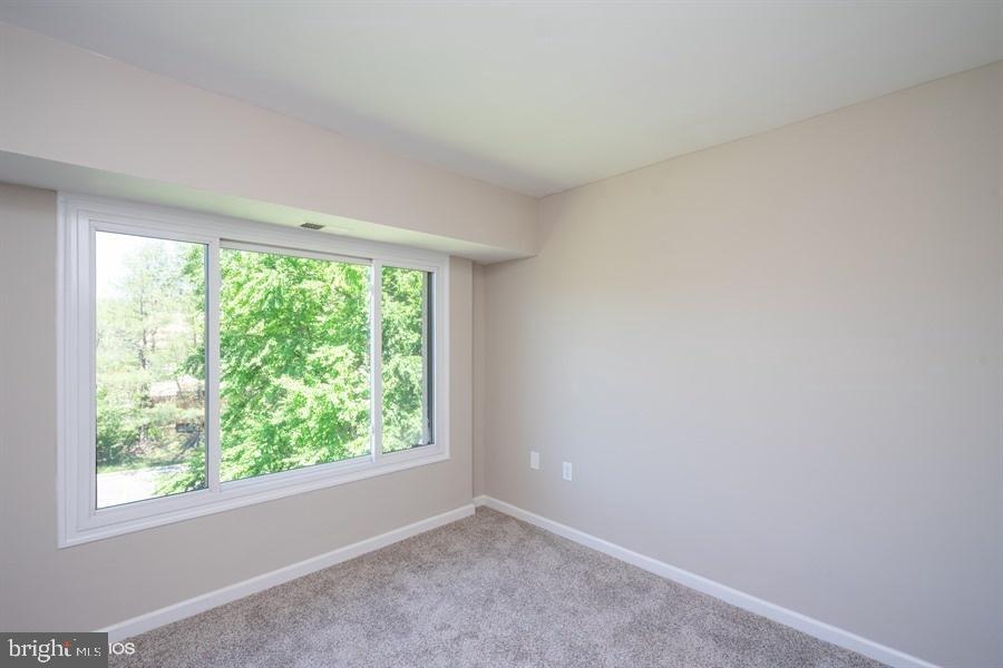 15710 Dorset Road, Unit 301 Laurel, MD 20707 - Photo 22 of 30 Gallery Image 22