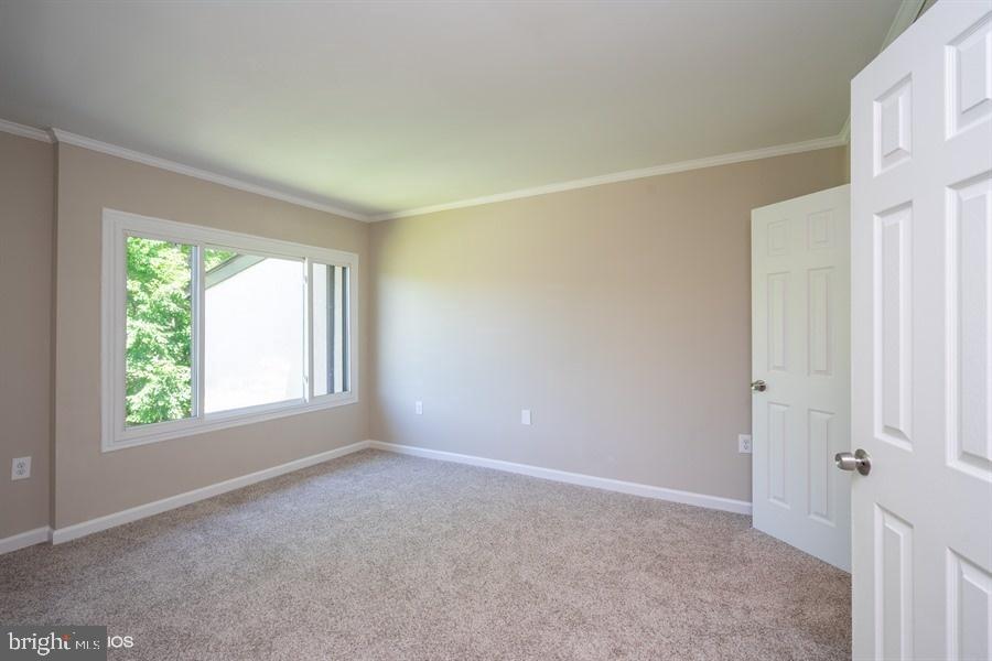 15710 Dorset Road, Unit 301 Laurel, MD 20707 - Photo 26 of 30 Gallery Image 26