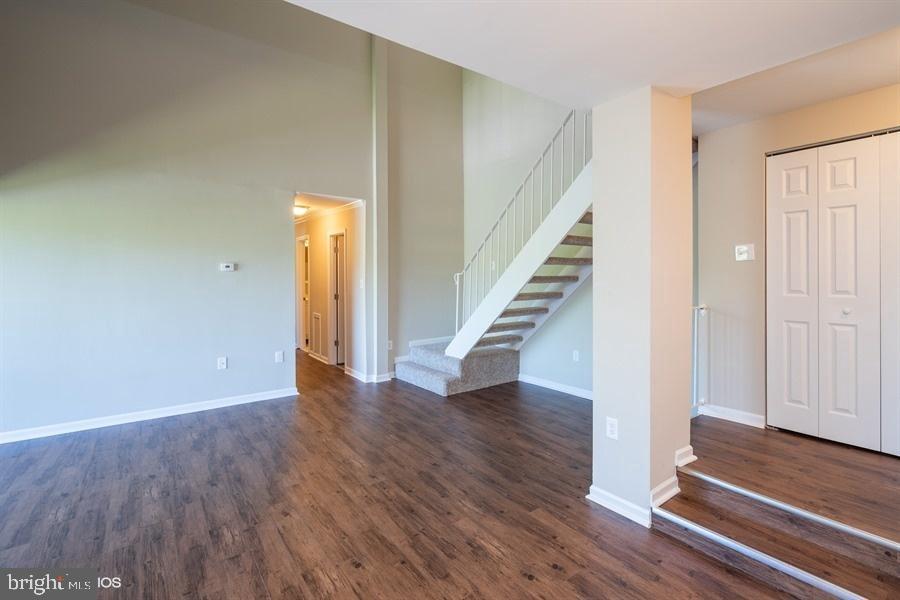 15710 Dorset Road, Unit 301 Laurel, MD 20707 - Photo 9 of 30 Gallery Image 9