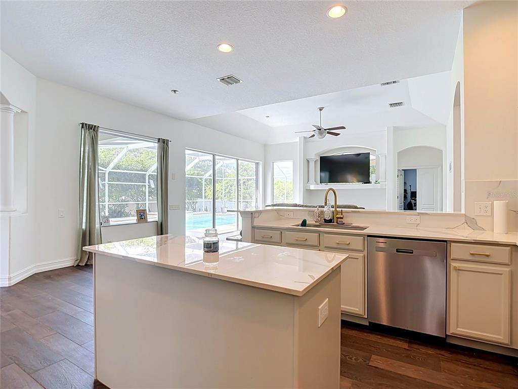 10512 Gooseberry Court Trinity, FL 34655 - Photo 7 of 36