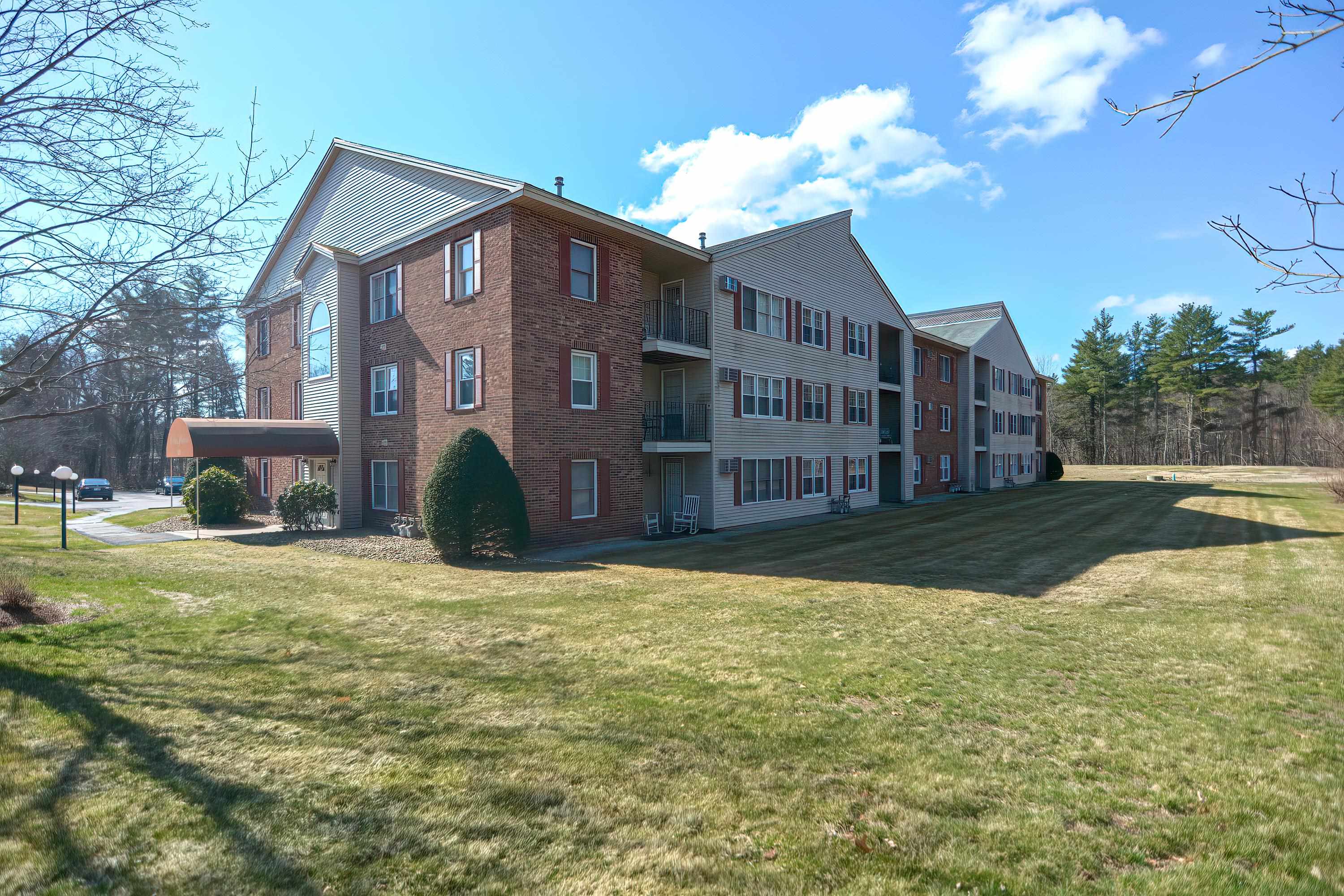 1901 Bodwell Road, Unit 16 Manchester, NH 03109 - Photo 1 of 27