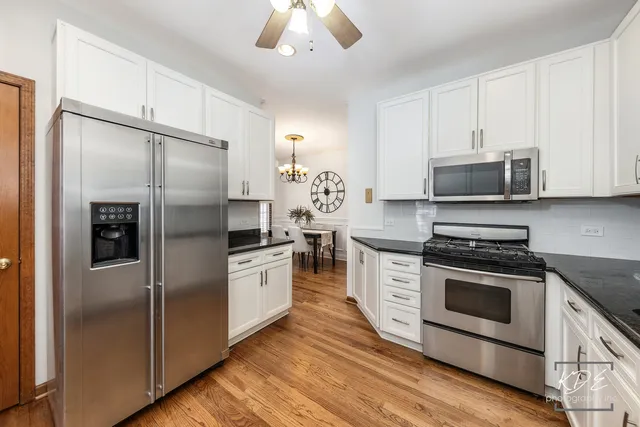 $589,000 | 1512 Harbour Towne Place, Naperville, IL 60564