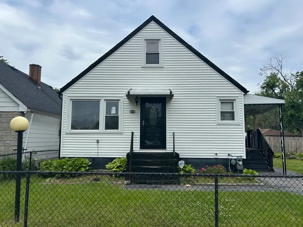 $134,900 | 16124 Woodbridge Avenue, Harvey, IL 60426