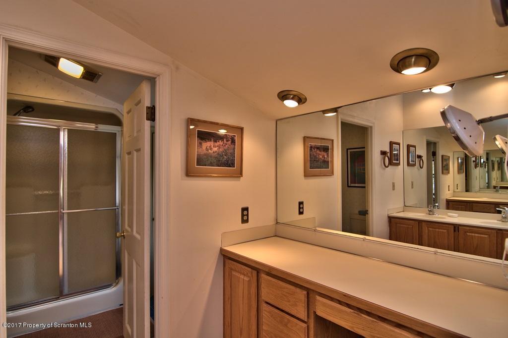 206 Braewood Road Dalton, PA 18414 - Photo 49 of 68 Gallery Image 49