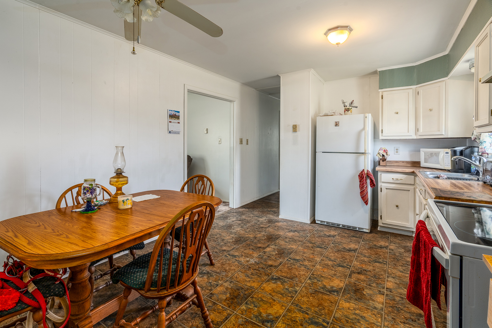 306 White Street Creal Springs, IL 62922 - Photo 11 of 36 a storage room with washer and dryer
