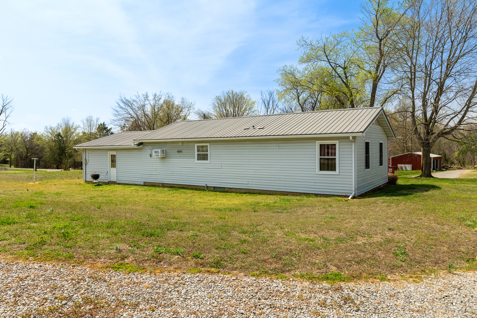 306 White Street Creal Springs, IL 62922 - Photo 25 of 36 a outdoor view with a garden