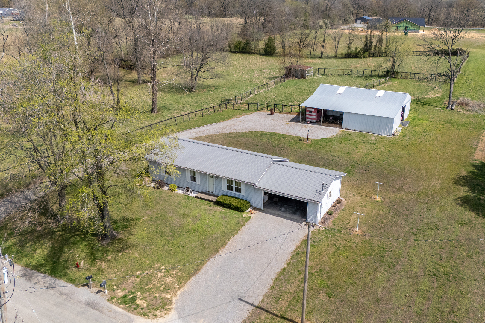 306 White Street Creal Springs, IL 62922 - Photo 36 of 36 a view of a house with a yard