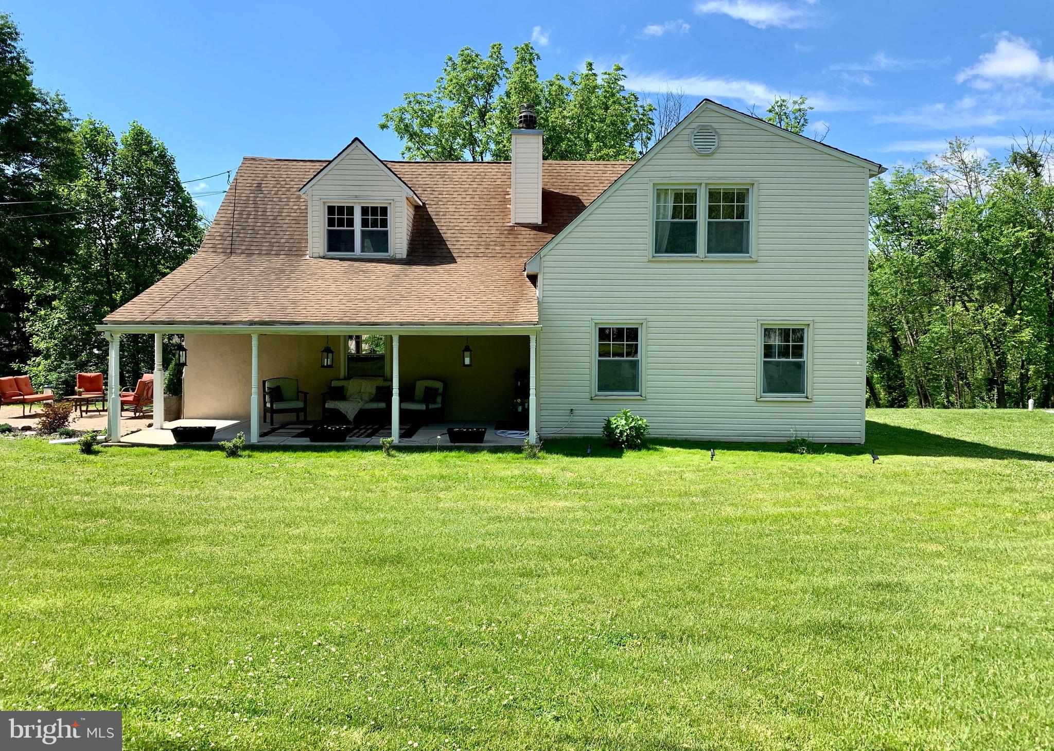 159 Crest Road Newtown, PA 18940 - Photo 1 of 36