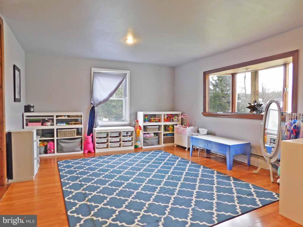 159 Crest Road Newtown, PA 18940 - Photo 15 of 36