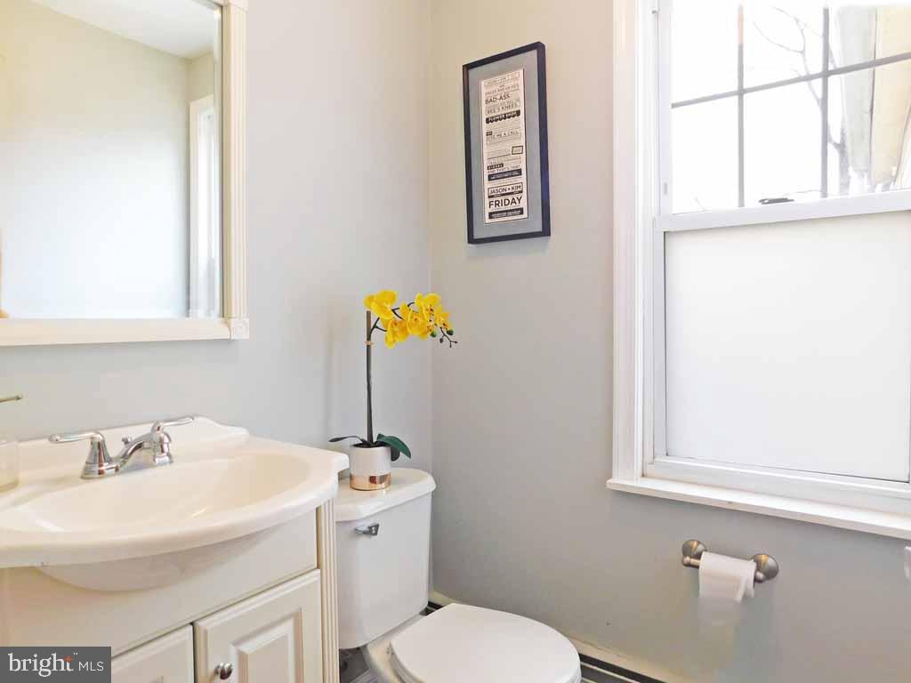 159 Crest Road Newtown, PA 18940 - Photo 18 of 36