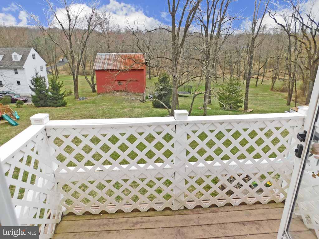 159 Crest Road Newtown, PA 18940 - Photo 23 of 36