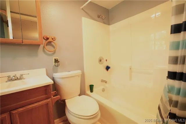 $144,000 | 30180 Lea Lane, Rocky Mount, MO 65072