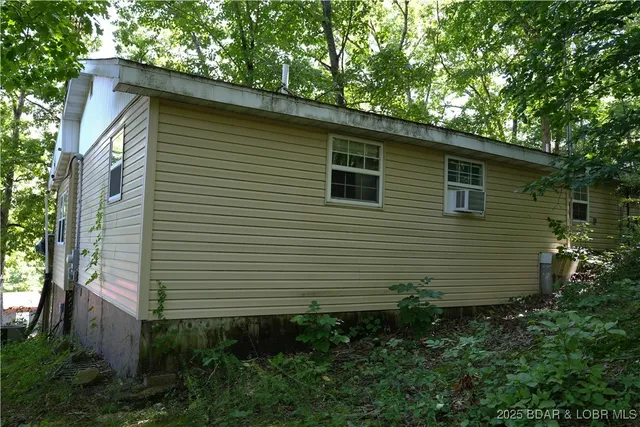 $144,000 | 30180 Lea Lane, Rocky Mount, MO 65072