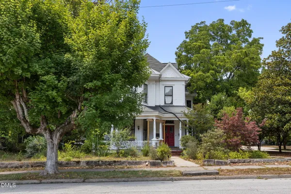 $375,000 | 305 North Main Street, Louisburg, NC 27549