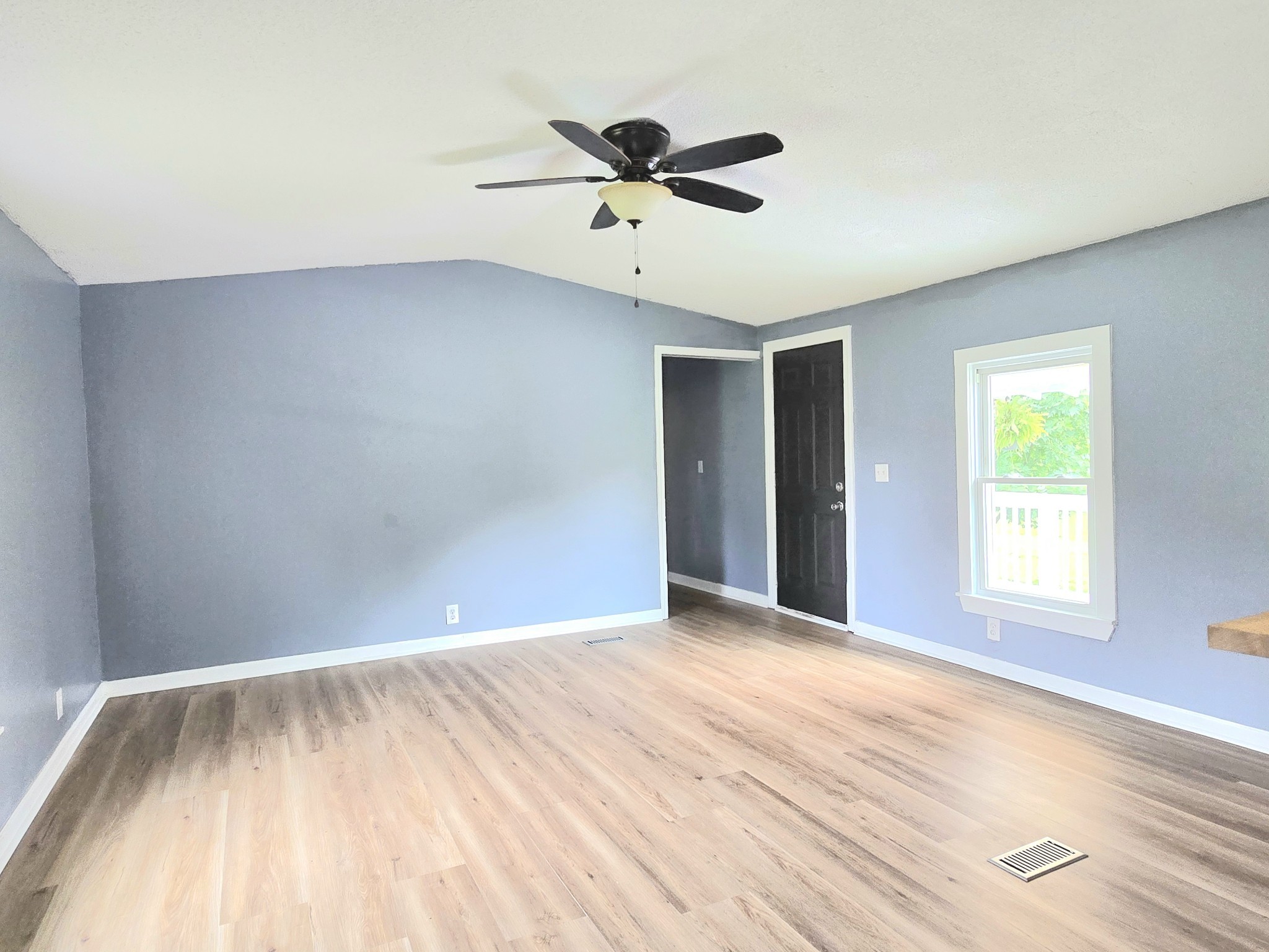 838 Herrin Road Morrison, TN 37357 - Photo 14 of 36