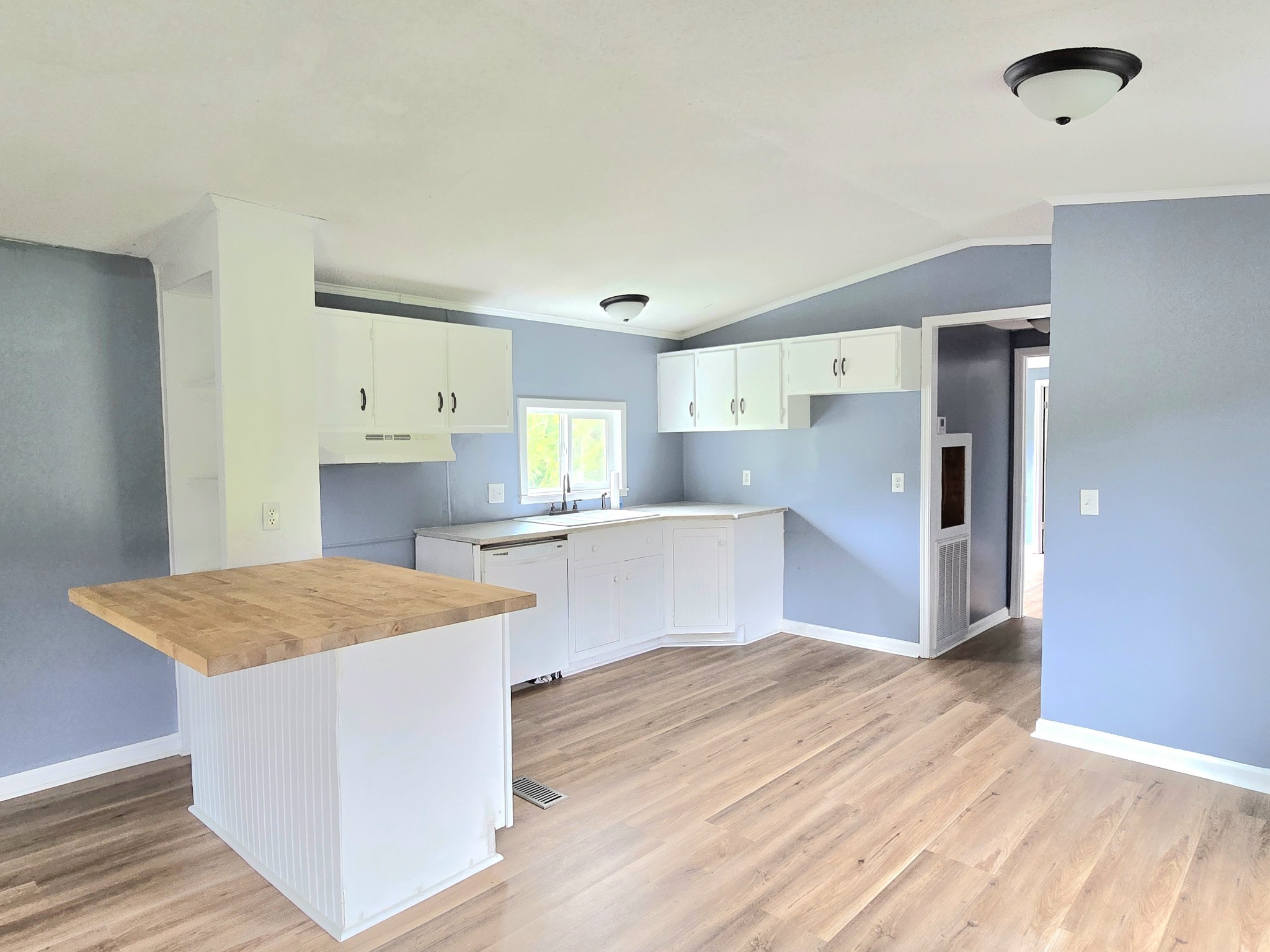 838 Herrin Road Morrison, TN 37357 - Photo 15 of 36