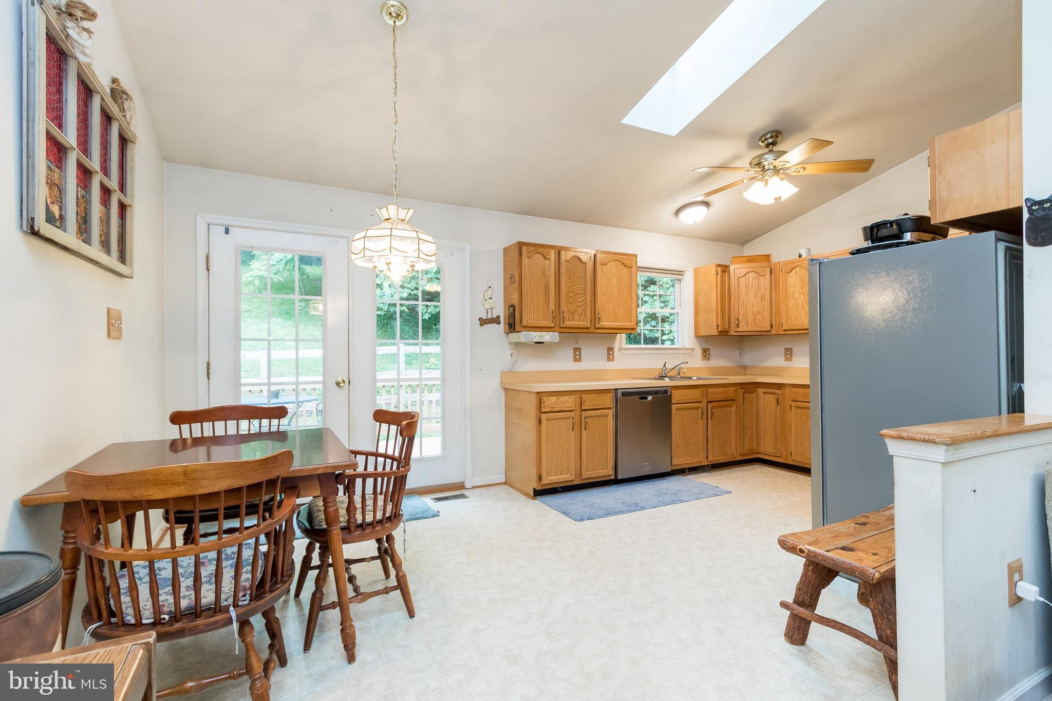 956 Wilderness Road Linden, VA 22642 - Photo 11 of 42 Eat-In Kitchen