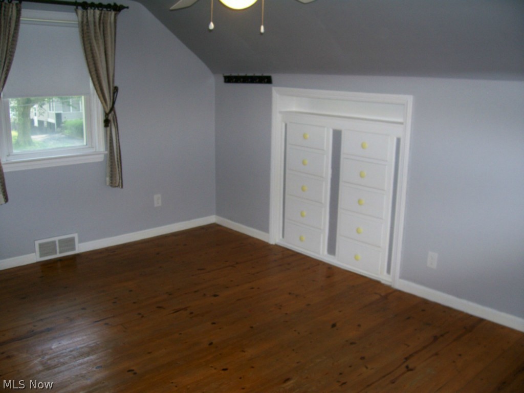 4583 Telhurst Road South Euclid, OH 44121 - Photo 5 of 25