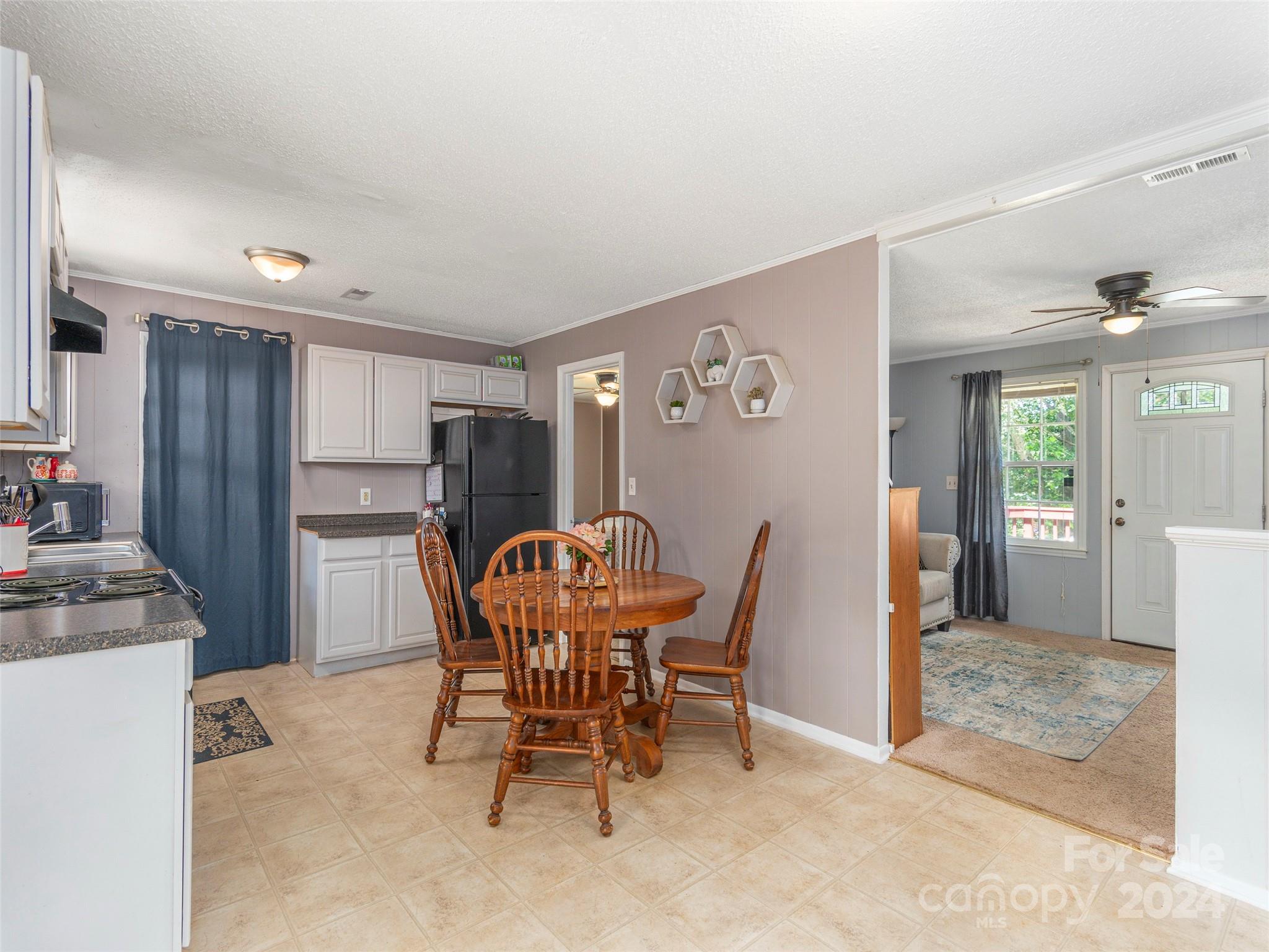124 Chambers View Drive Clyde, NC 28721 - Photo 7 of 24 Gallery Image 7