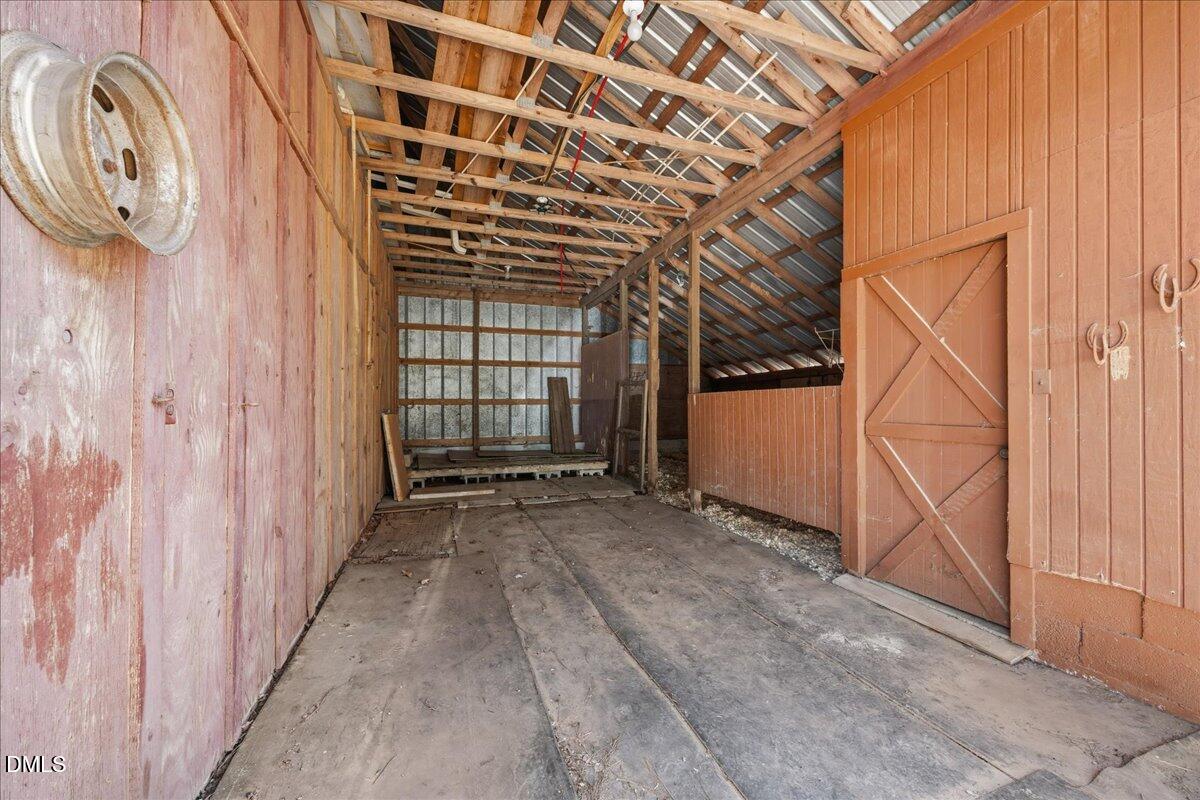 13616 New Light Road Raleigh, NC 27614 - Photo 41 of 60 Barn
