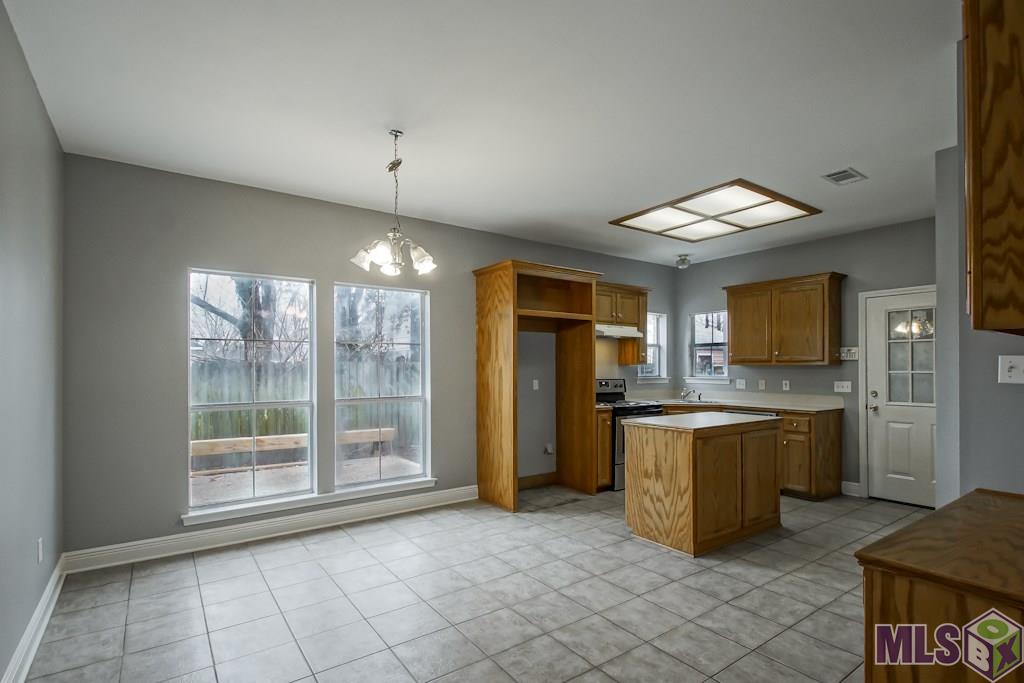 9353 Pecan Tree Drive Baton Rouge, LA 70810 - Photo 5 of 21 Gallery Image 5