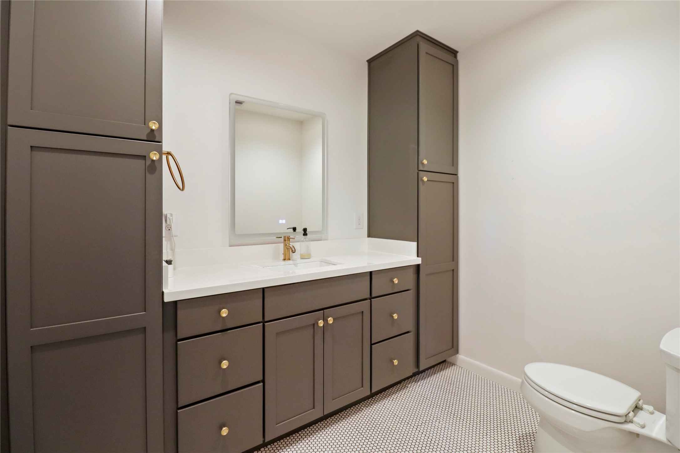 3 Pine Place Angleton, TX 77515 - Photo 21 of 50