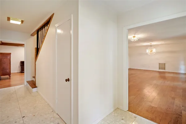 $599,300 | 3 Pine Place, Angleton, TX 77515