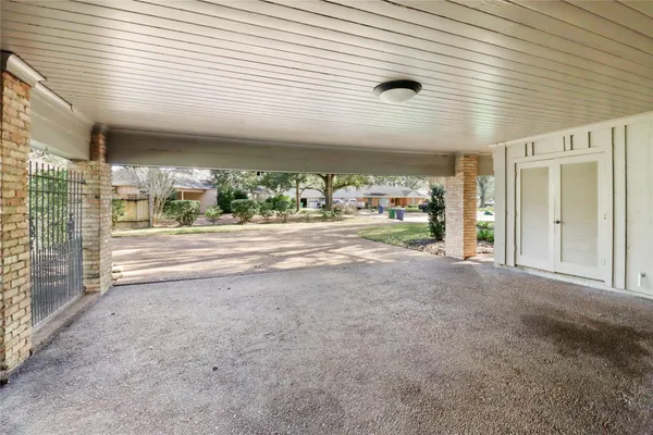 $599,300 | 3 Pine Place, Angleton, TX 77515