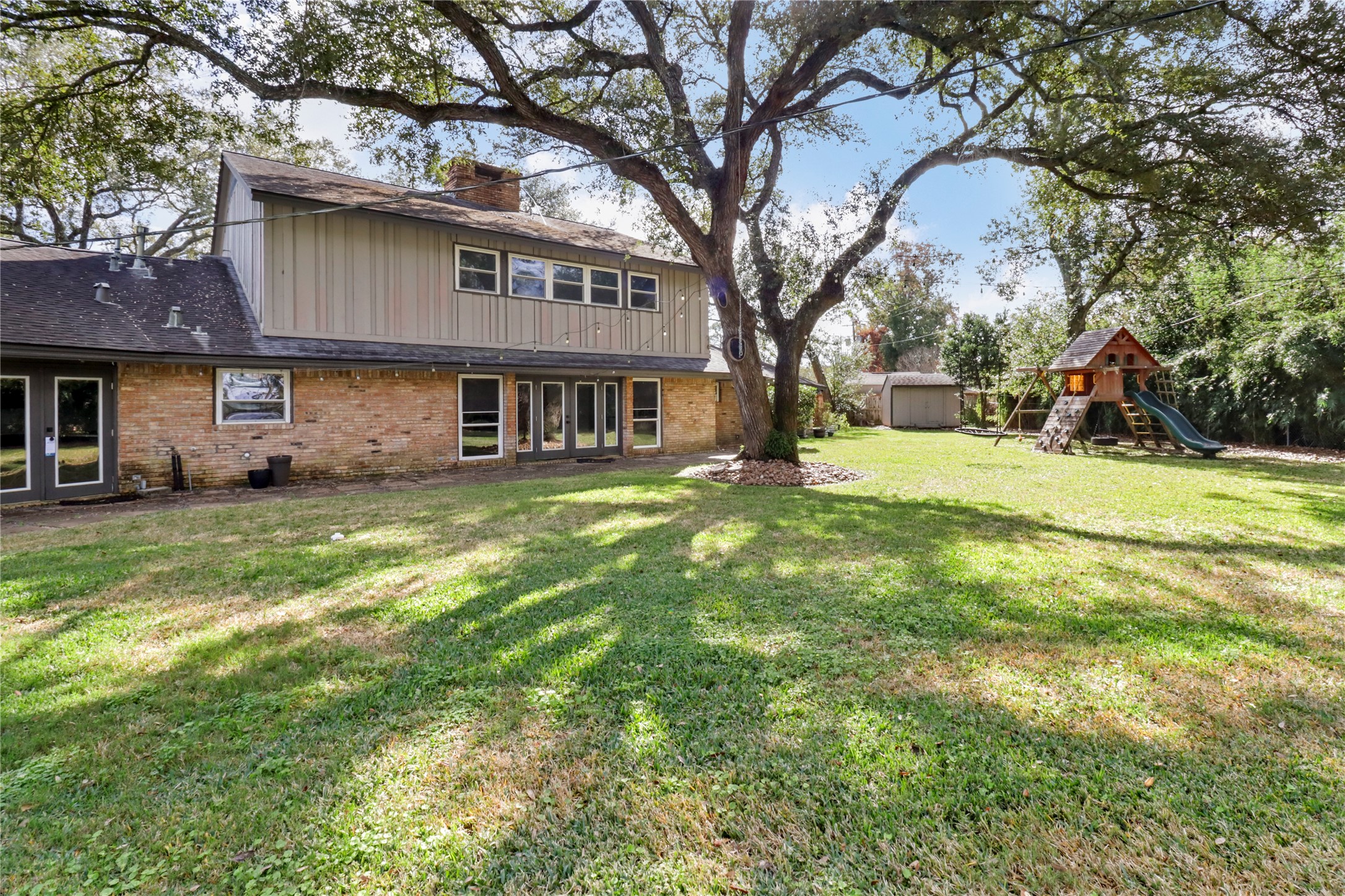 3 Pine Place Angleton, TX 77515 - Photo 42 of 50