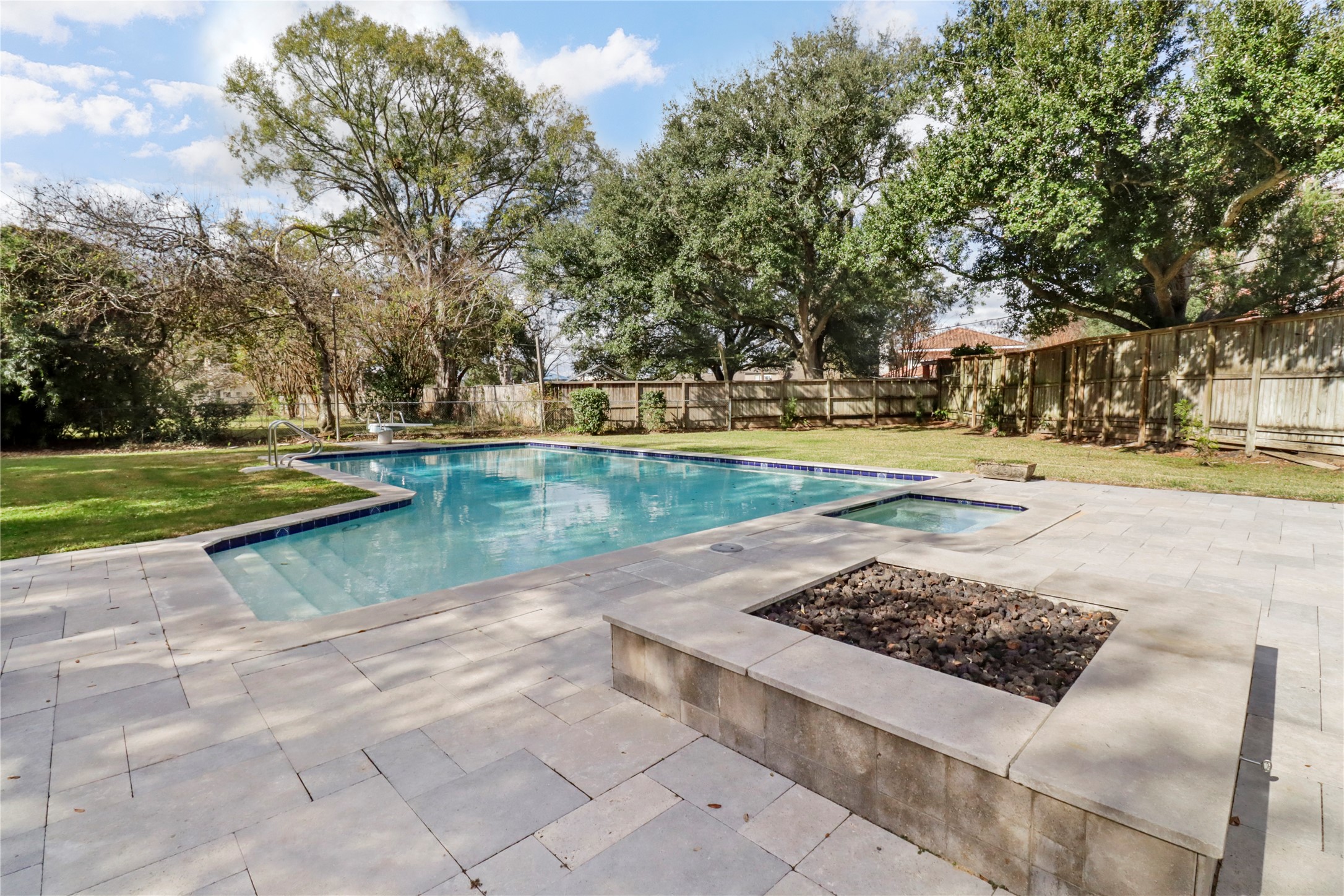 3 Pine Place Angleton, TX 77515 - Photo 45 of 50