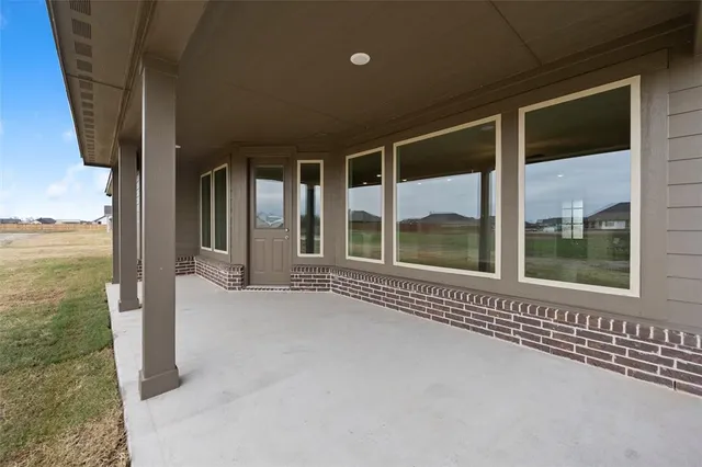 $485,000 | 2461 Black Jack Oak Road, Terrell, TX 75161