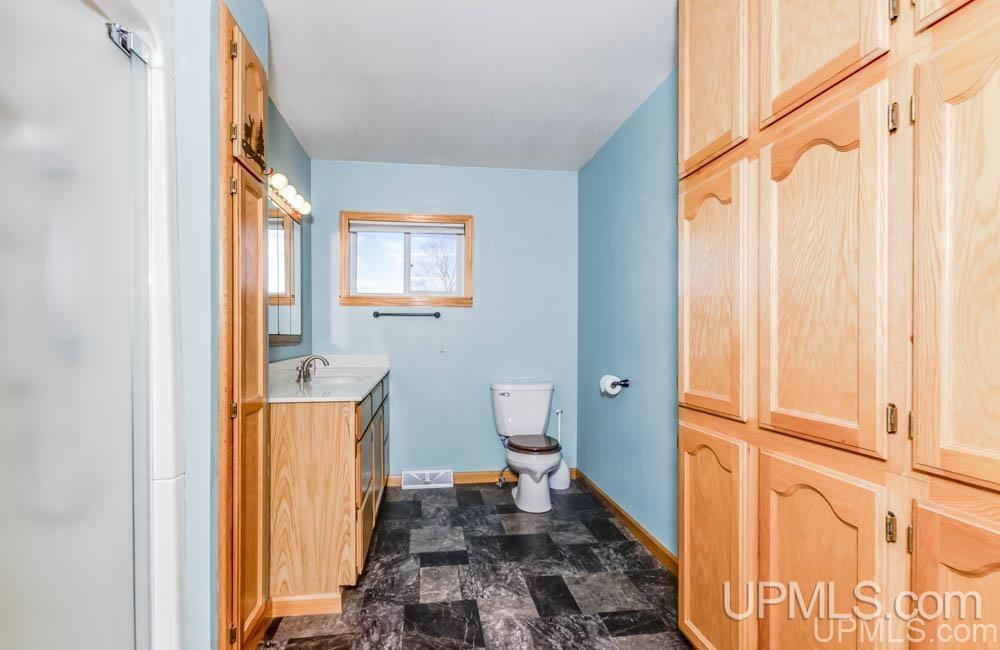 N8007 South 4 Road Stephenson, MI 49887 - Photo 13 of 46 Gallery Image 13