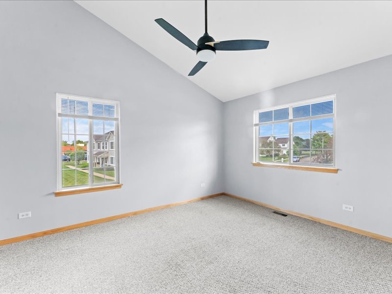 132 Azalea Circle Romeoville, IL 60446 - Photo 9 of 21 Gallery Image 9
