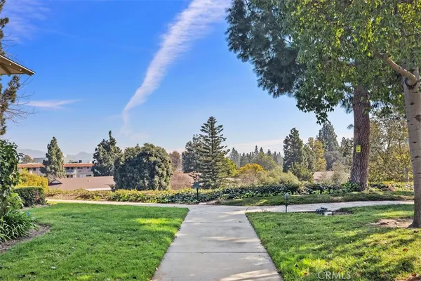$2,990 | 15 Via Castilla, Unit Q, Laguna Woods, CA 92637