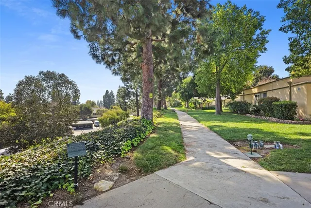 $2,990 | 15 Via Castilla, Unit Q, Laguna Woods, CA 92637