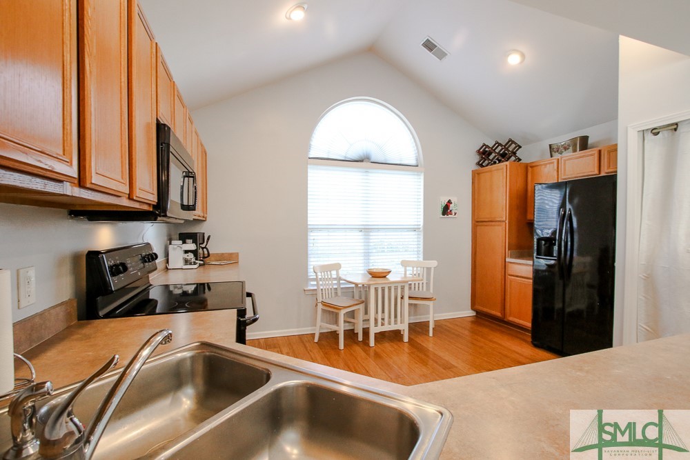 330 Gallery Way Pooler, GA 31322 - Photo 13 of 48 Kitchen area