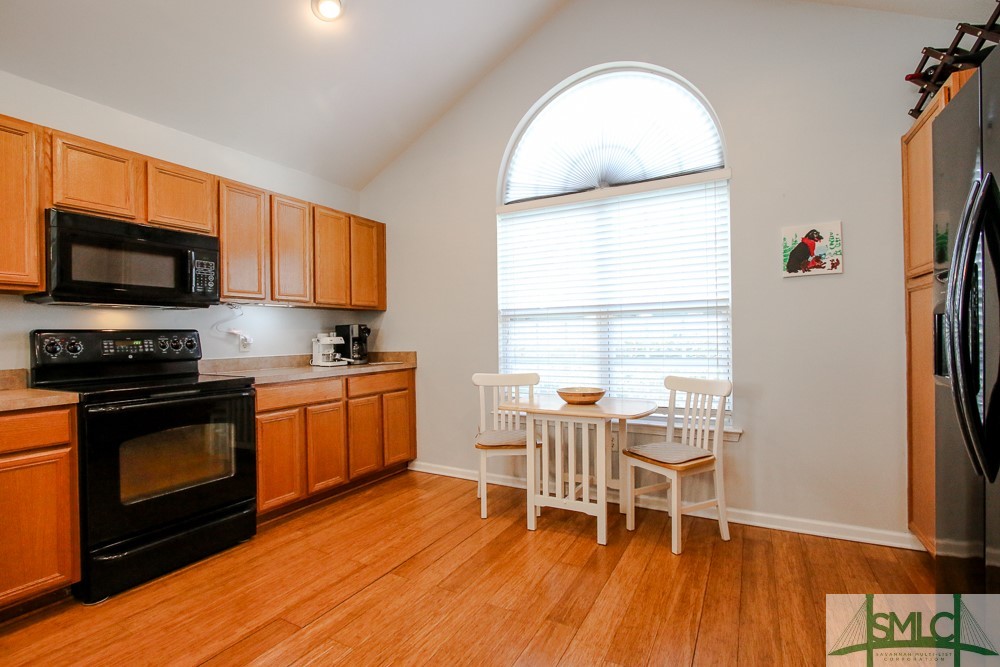 330 Gallery Way Pooler, GA 31322 - Photo 15 of 48 Vaulted ceilings