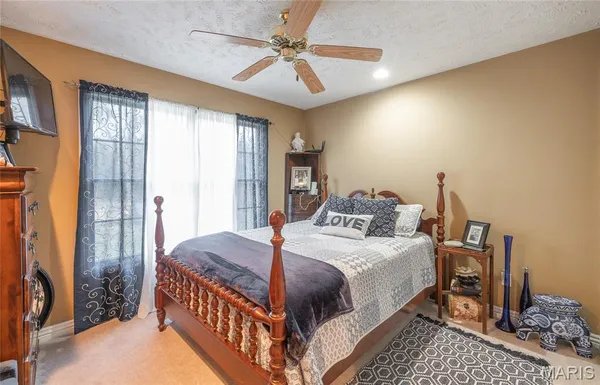 $625,000 | 13030 County Road 8250, Rolla, MO 65401