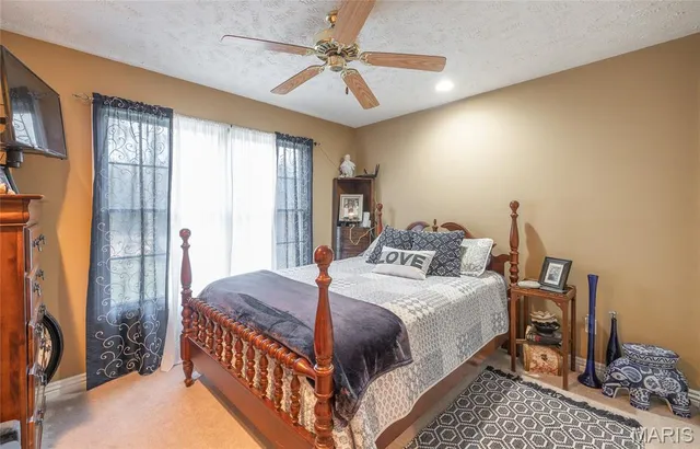 $649,900 | 13030 County Road 8250, Rolla, MO 65401