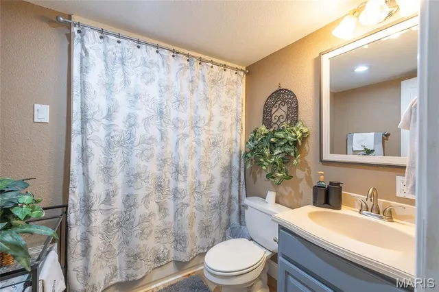 $649,900 | 13030 County Road 8250, Rolla, MO 65401