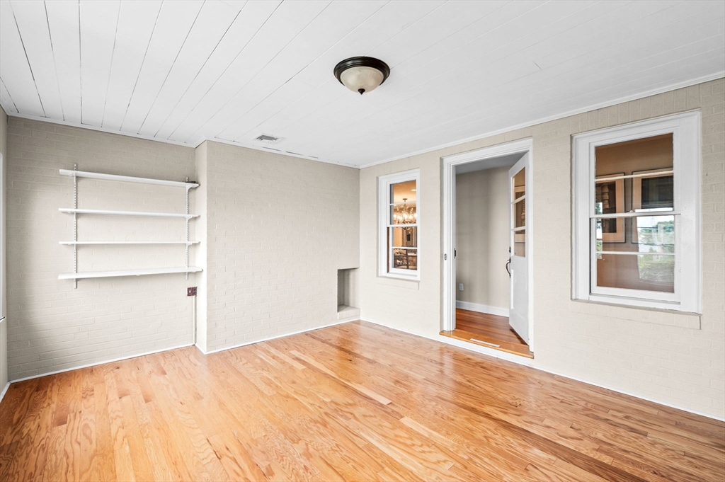 4 Batchelder Road Marblehead, MA 01945 - Photo 13 of 33
