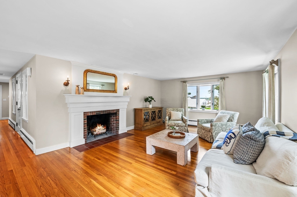 4 Batchelder Road Marblehead, MA 01945 - Photo 15 of 33