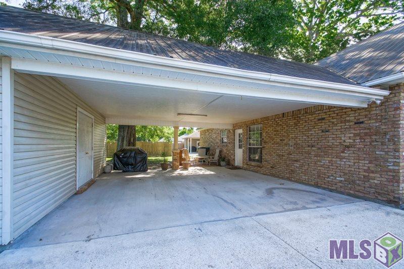 13635 Crotwell Road Denham Springs, LA 70726 - Photo 4 of 27 Gallery Image 4