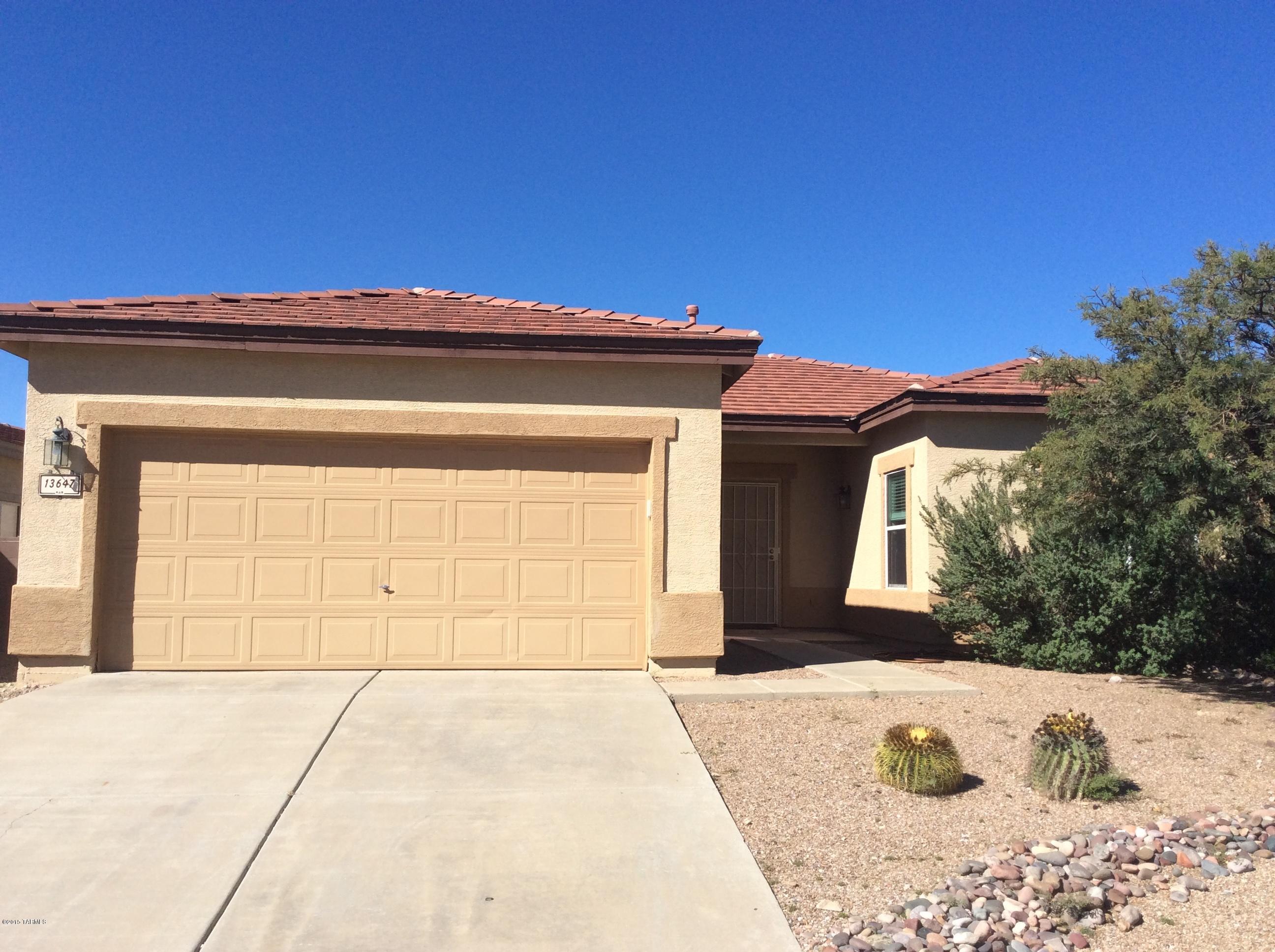 13647 East Oxmoor Valley Drive Vail, AZ 85641 - Photo 3 of 10
