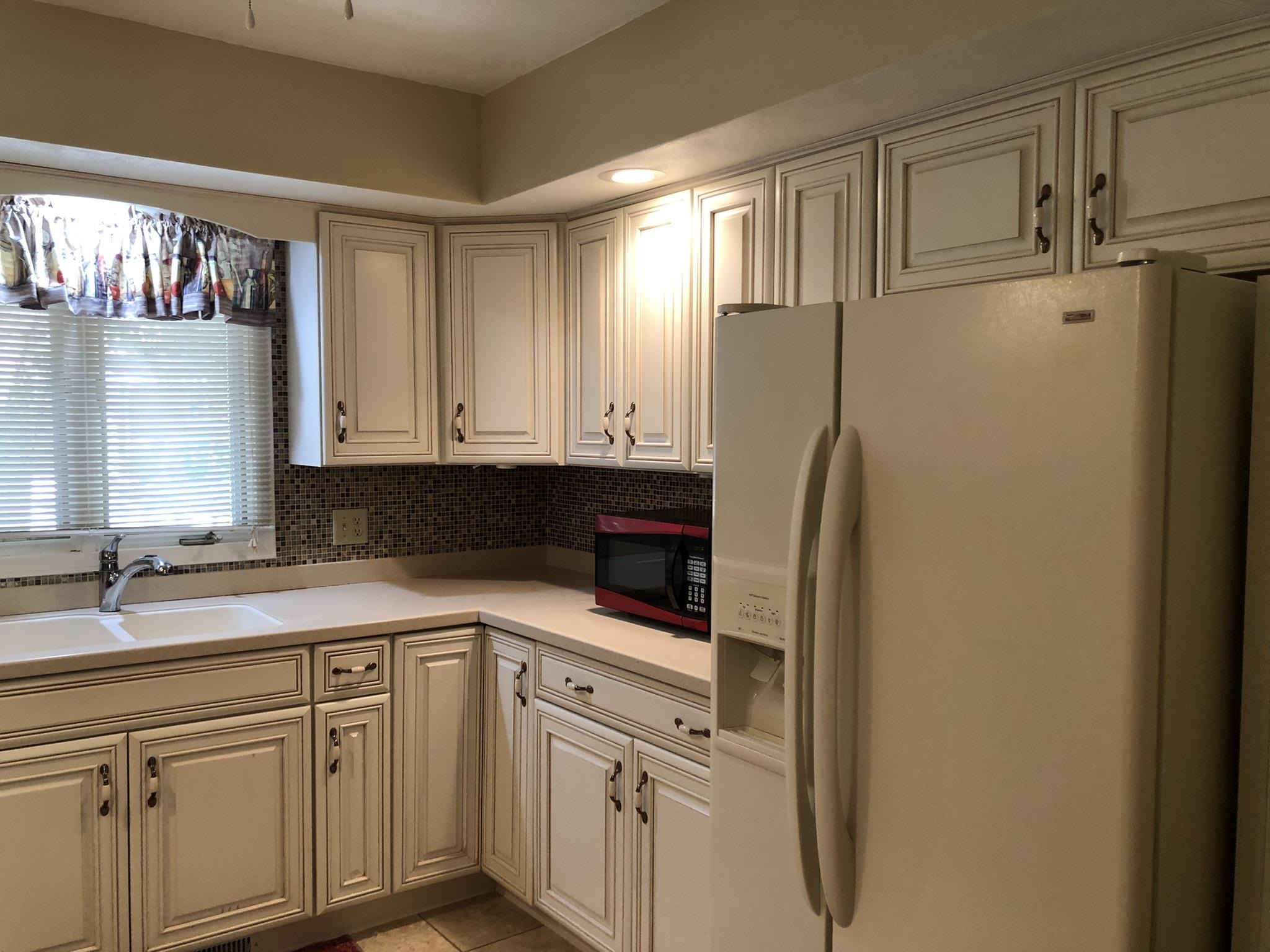 718 Quail Ridge Drive Freeport, IL 61032 - Photo 9 of 39 Gallery Image 9
