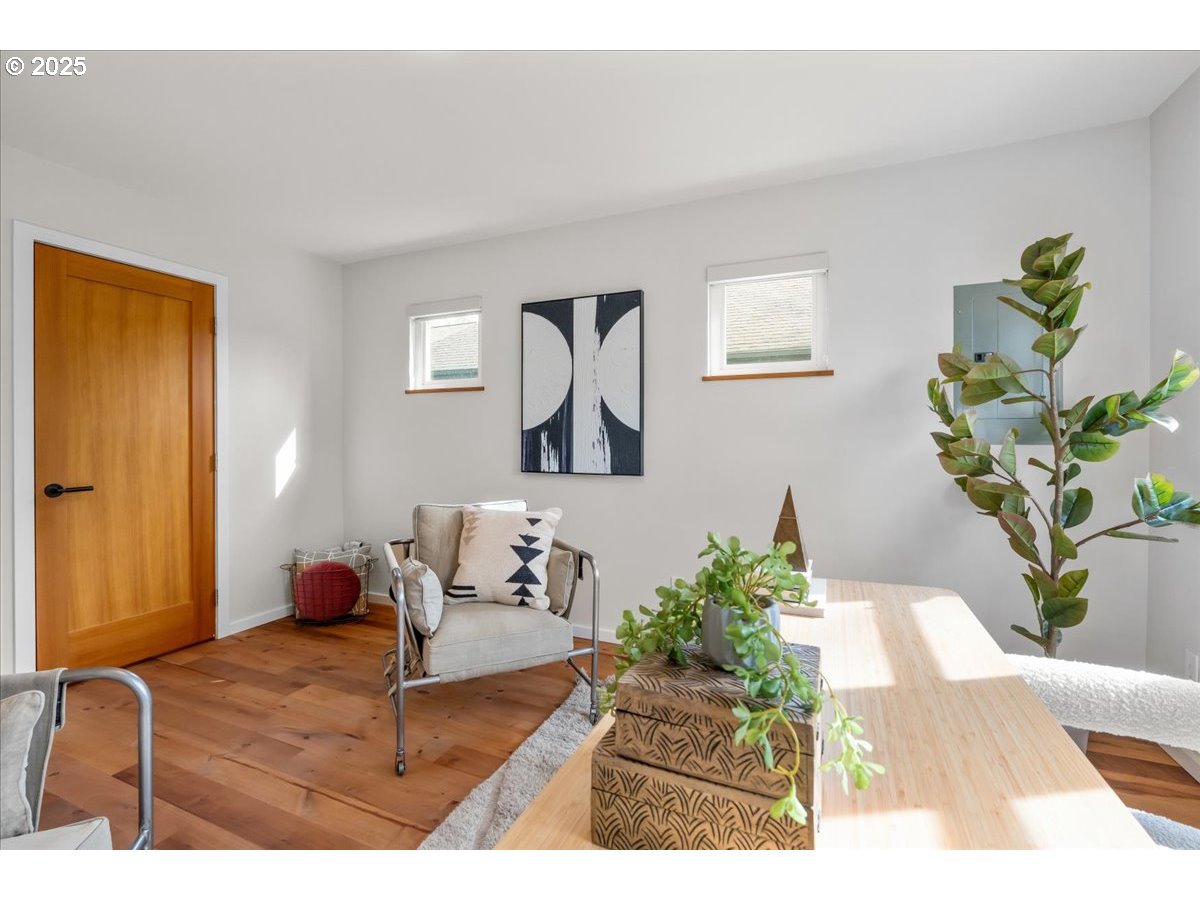 8316 Southeast 7th Avenue Portland, OR 97202 - Photo 30 of 44 a living room with furniture