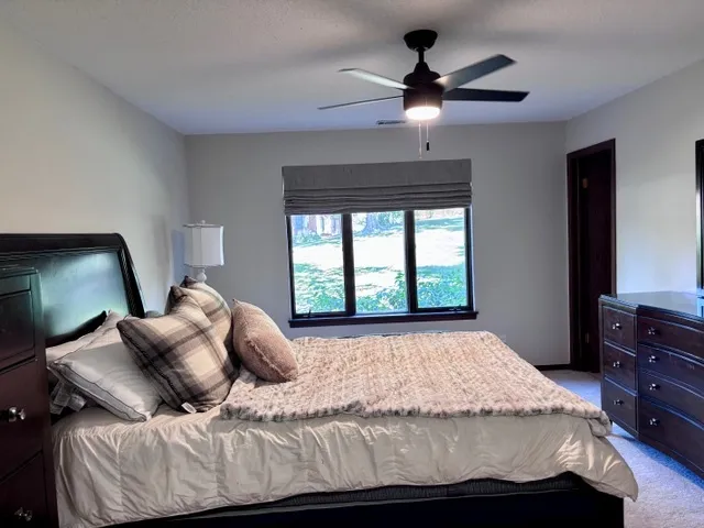 $235,000 | 7737 Golf Drive, Unit 101, Palos Heights, IL 60463