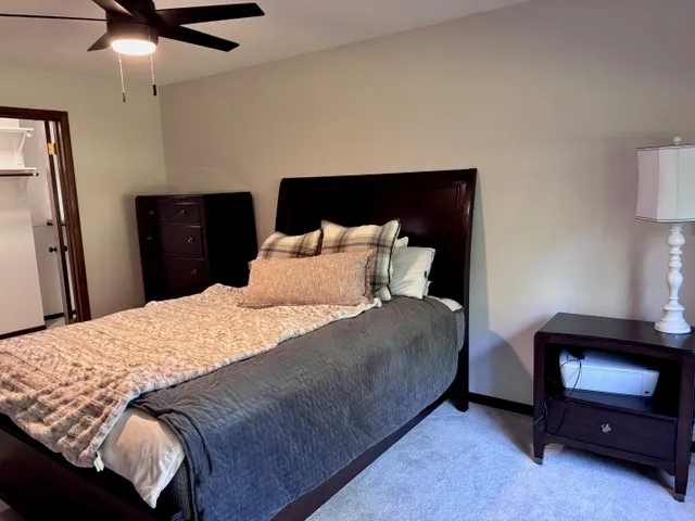 $235,000 | 7737 Golf Drive, Unit 101, Palos Heights, IL 60463