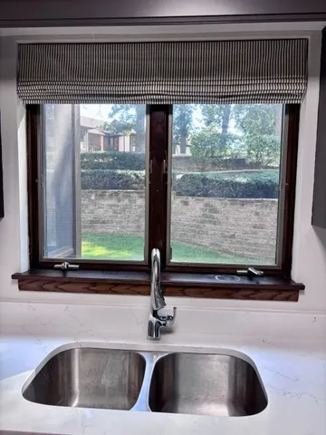 $235,000 | 7737 Golf Drive, Unit 101, Palos Heights, IL 60463